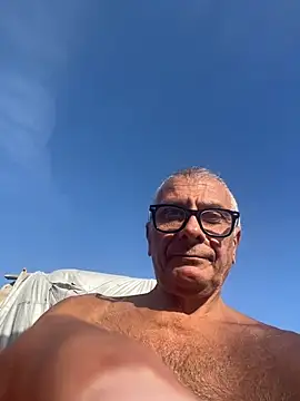 Snapshot of 4n4l1zz4m1 chatting on 10-29-25, 01:57 4n4l1zz4m1 online show from 10-29-25, 01:57