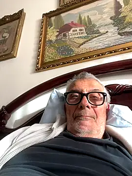 Snapshot of 4n4l1zz4m1 chatting on 11-19-25, 02:17 4n4l1zz4m1 online show from 11-19-25, 02:17