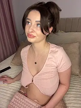 Snapshot of GraceCarther chatting on 10-30-25, 06:52 GraceCarther online show from 10-30-25, 06:52