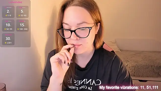 ami amour  online show from 10-26-25, 03:29