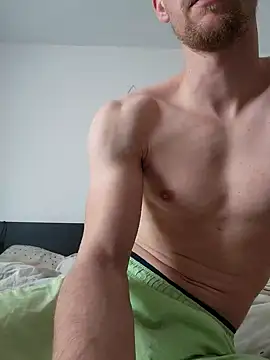 Snapshot of harper91000 chatting on 02-20-25, 01:08 harper91000 online show from 02-20-25, 01:08