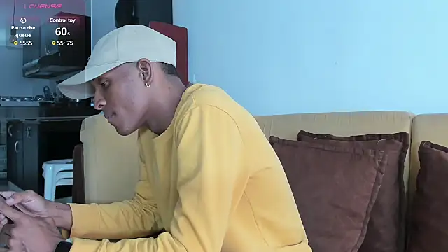 Snapshot of Adam_Byker chatting on 01-04-25, 03:28 Adam Byker online show from 01-04-25, 03:28