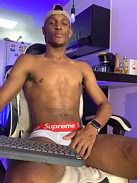 Snapshot of Adam_Byker chatting on 11-18-25, 07:07 Adam Byker online show from 11-18-25, 07:07