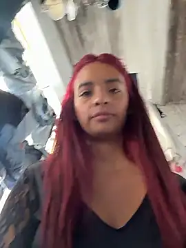 Laura fernandezII online show from 01-17-26, 04:11