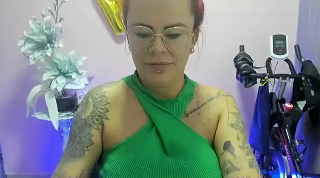 KAROL MILF online show from 12-14-24, 12:11