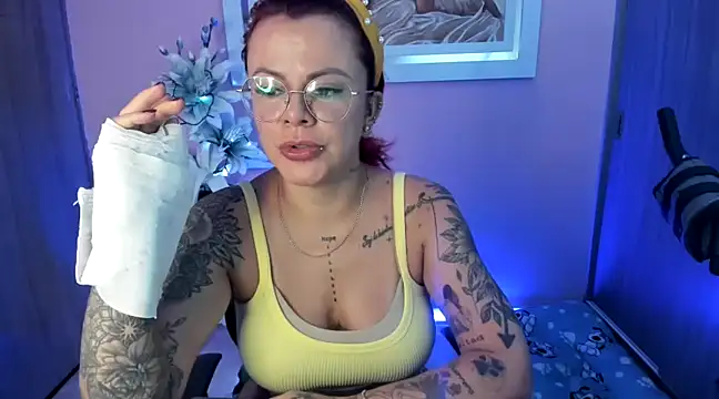 KAROL MILF online show from 01-26-25, 10:13