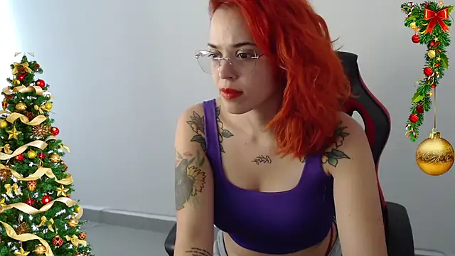 Snapshot of Darling_1974 chatting on 12-21-24, 08:00 Darling 1974 online show from 12-21-24, 08:00