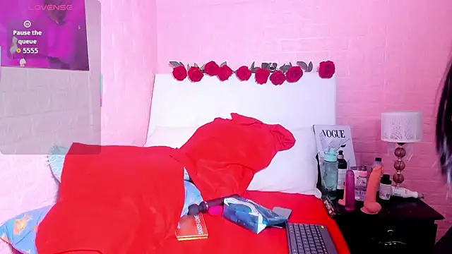 Snapshot of LYAA_COLLINS_ chatting on 11-13-25, 11:42 LYAA COLLINS online show from 11-13-25, 11:42