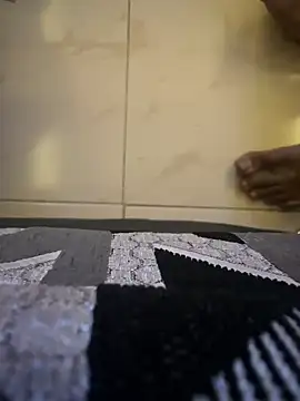 sohamsharma1019 online show from 01-07-25, 06:35