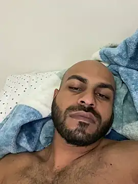 Snapshot of islandvybee55 chatting on 12-10-24, 09:44 islandvybee55 online show from 12-10-24, 09:44