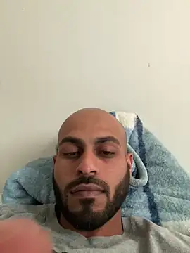 Snapshot of islandvybee55 chatting on 12-22-24, 09:42 islandvybee55 online show from 12-22-24, 09:42