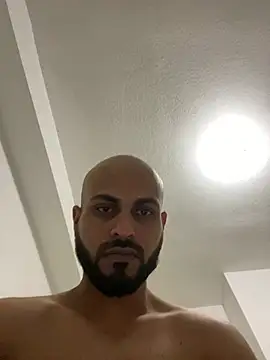 Snapshot of islandvybee55 chatting on 01-17-25, 12:53 islandvybee55 online show from 01-17-25, 12:53