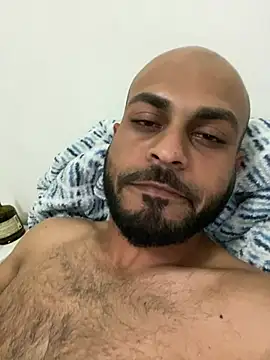 Snapshot of islandvybee55 chatting on 02-17-25, 03:15 islandvybee55 online show from 02-17-25, 03:15