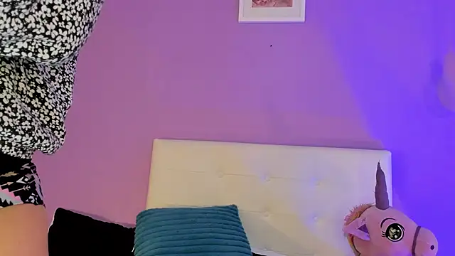 Charlotte11-11 online show from 11-24-25, 03:12