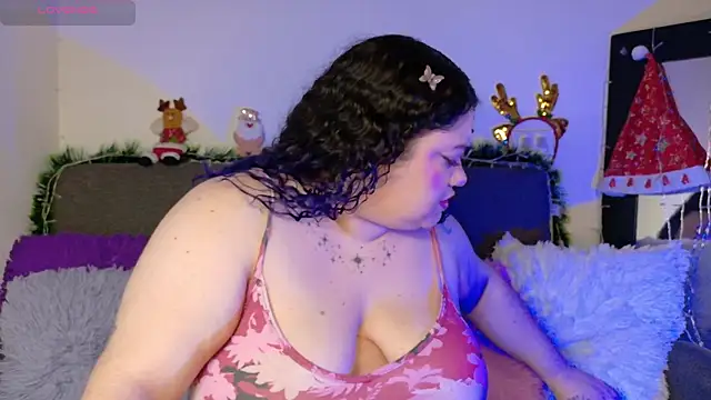 lunitaa0 online show from 11-11-25, 05:18