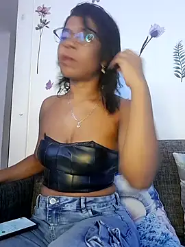 ivonjoness online show from 12-01-25, 02:27