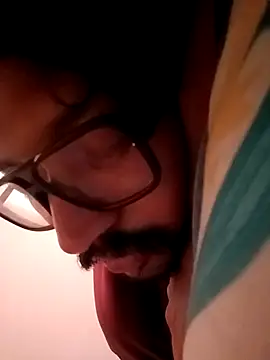 Snapshot of gym_lover076 chatting on 02-24-26, 05:16 gym lover076 online show from 02-24-26, 05:16