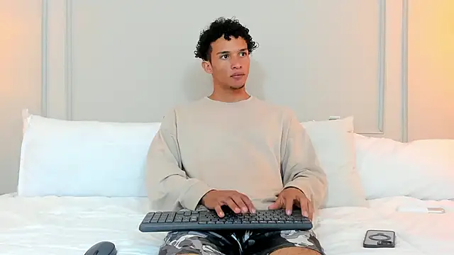 Snapshot of Dominick_star chatting on 12-05-24, 03:26 Dominick star online show from 12-05-24, 03:26