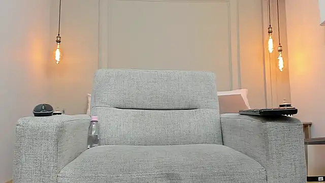 Snapshot of Dominick_star chatting on 02-14-25, 07:59 Dominick star online show from 02-14-25, 07:59