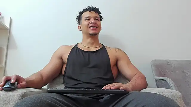 Snapshot of Dominick_star chatting on 02-21-25, 03:56 Dominick star online show from 02-21-25, 03:56