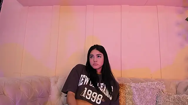 natalia aguirre1 online show from 01-17-25, 12:31