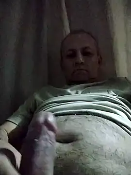 Snapshot of Escorpio66 chatting on 02-06-25, 05:35 Escorpio66 online show from 02-06-25, 05:35