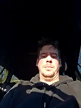 Titanhoott online show from 12-28-24, 09:52