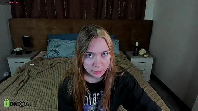 Lesi Moonie01 online show from 10-08-25, 05:49