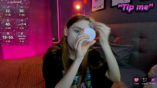 Lesi Moonie01 online show from 10-24-25, 08:00