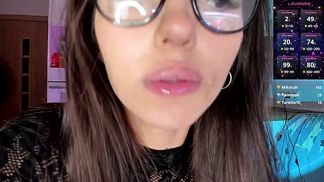 Snapshot of L1TWW chatting on 02-05-25, 11:28 L1TWW online show from 02-05-25, 11:28