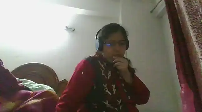 Snapshot of cutiecatty21 chatting on 12-16-24, 04:49 cutiecatty21 online show from 12-16-24, 04:49