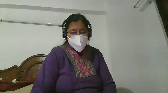 Snapshot of cutiecatty21 chatting on 12-27-24, 04:32 cutiecatty21 online show from 12-27-24, 04:32