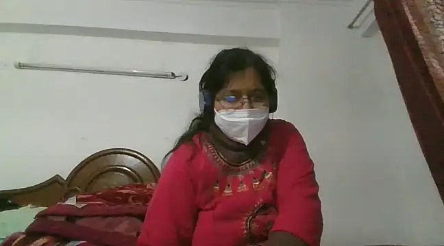 Snapshot of cutiecatty21 chatting on 12-31-24, 04:57 cutiecatty21 online show from 12-31-24, 04:57