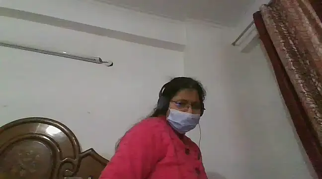 Snapshot of cutiecatty21 chatting on 03-21-25, 03:24 cutiecatty21 online show from 03-21-25, 03:24