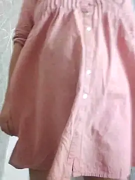 Snapshot of cutiecatty21 chatting on 10-19-25, 10:38 cutiecatty21 online show from 10-19-25, 10:38