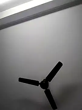 Snapshot of cutiecatty21 chatting on 10-22-25, 03:23 cutiecatty21 online show from 10-22-25, 03:23