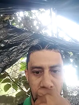 Snapshot of CasanovaPatron chatting on 09-21-25, 01:35 CasanovaPatron online show from 09-21-25, 01:35