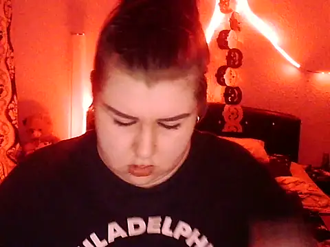 Ana Krisstina online show from 11-30-25, 05:50