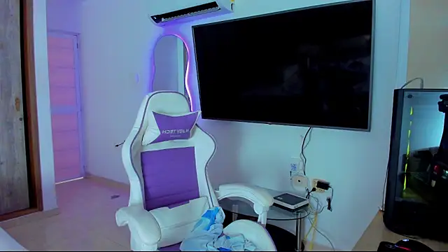 kittyandrick online show from 11-13-25, 11:58