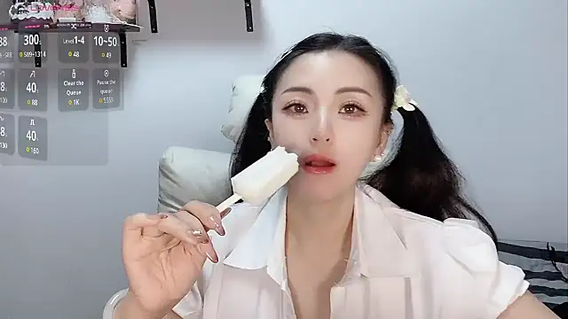 Snapshot of YangYangmian-521 chatting on 03-03-25, 02:26 YangYangmian-521 online show from 03-03-25, 02:26