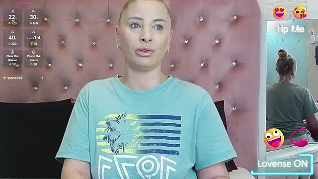 KikiSweet08 online show from 01-12-26, 05:23