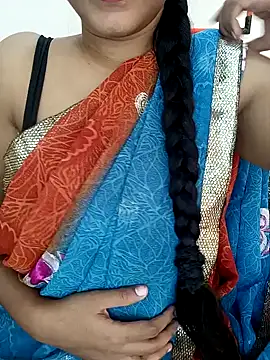 Snapshot of Lovely_mam444 chatting on 12-28-24, 08:05 Lovely mam444 online show from 12-28-24, 08:05