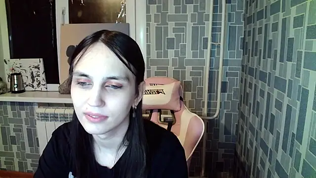 Snapshot of BlackHe4rts_ chatting on 10-03-25, 02:47 BlackHe4rts online show from 10-03-25, 02:47