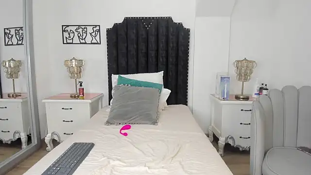 Snapshot of _chloe_adams chatting on 11-15-25, 03:15 chloe adams online show from 11-15-25, 03:15