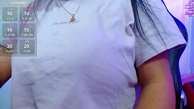 Snapshot of violletha chatting on 02-05-26, 12:21 violletha online show from 02-05-26, 12:21