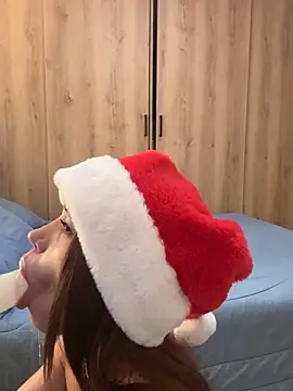 Snapshot of carolynnetrujillo chatting on 12-31-24, 04:27 carolynnetrujillo online show from 12-31-24, 04:27