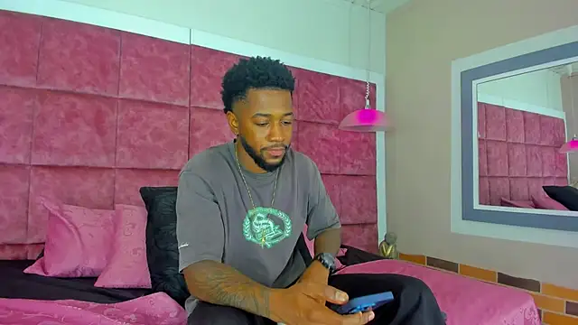 Drake Nassir4 online show from 12-28-24, 05:35