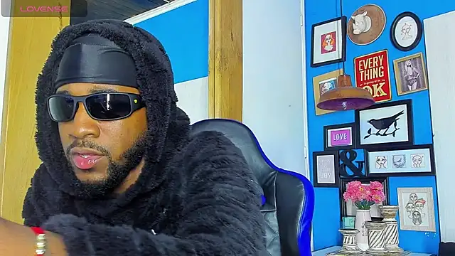 Drake Nassir4 online show from 10-01-25, 09:54