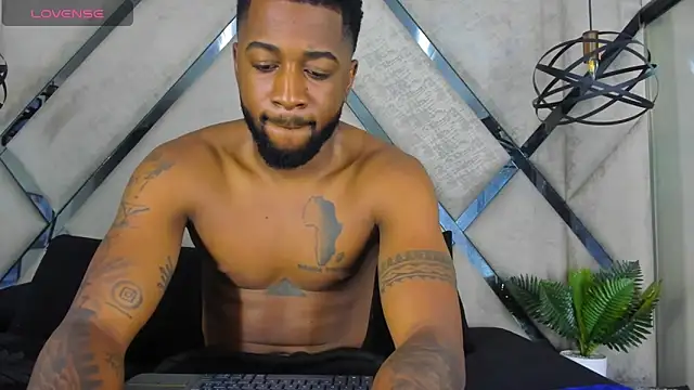 Drake Nassir4 online show from 10-16-25, 05:58