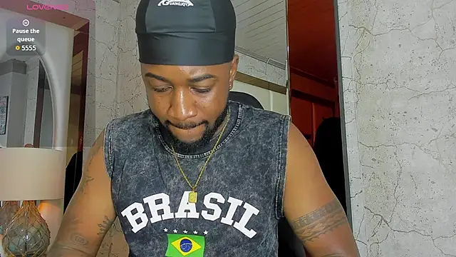 Drake Nassir4 online show from 11-20-25, 02:39